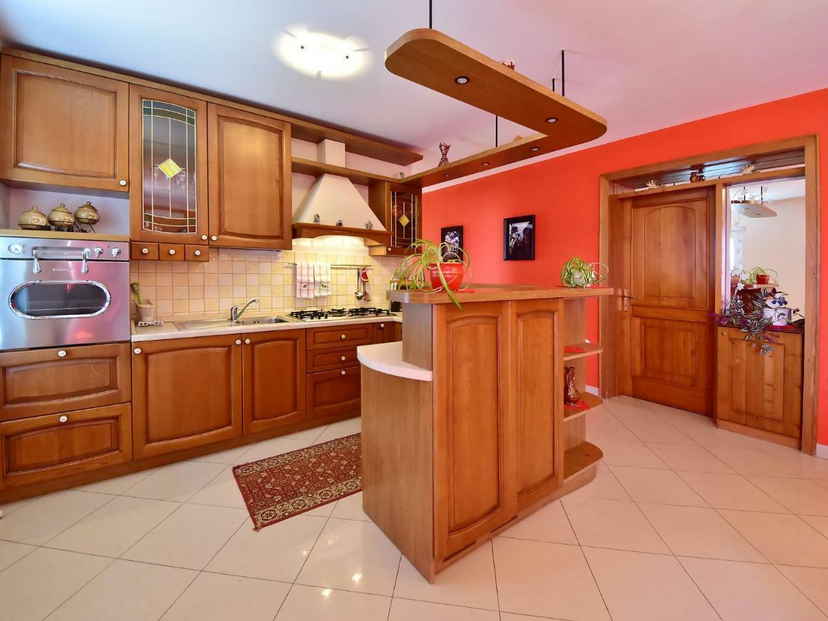 Apartment Laurus-2 By Interhome Ловран Екстериор снимка